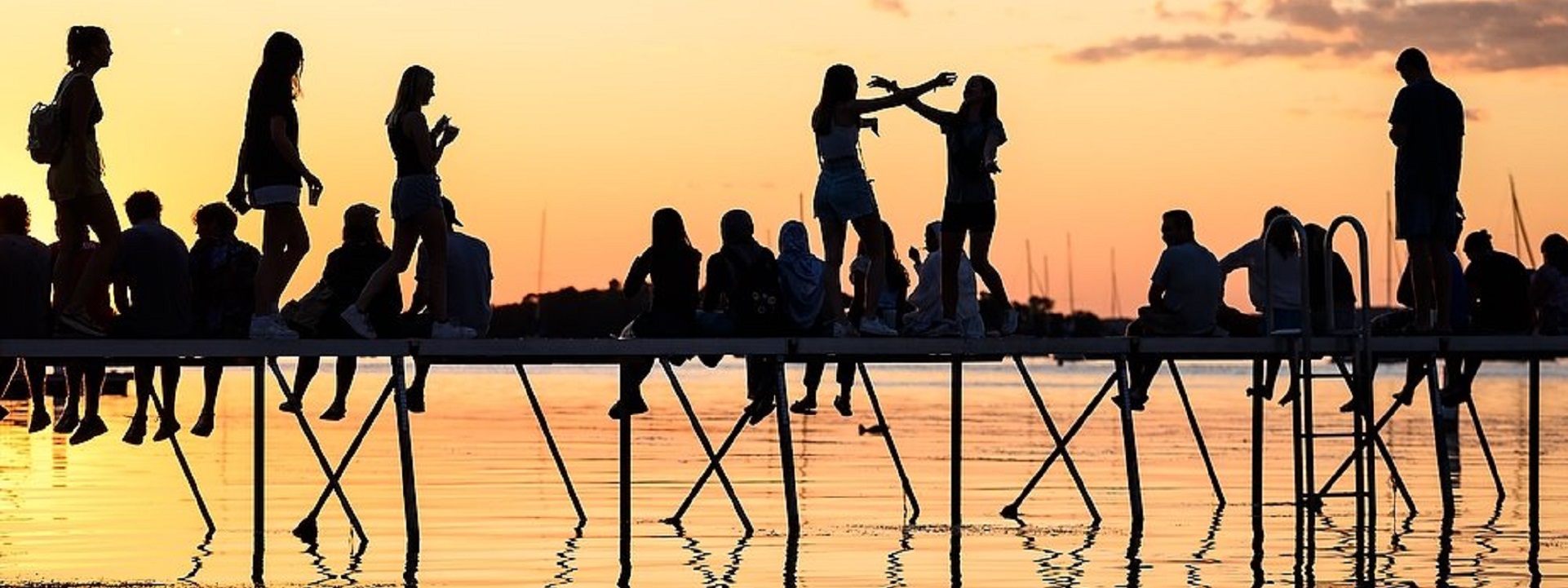 "Summer's lease hath all too short a date." (Sonnet 18)