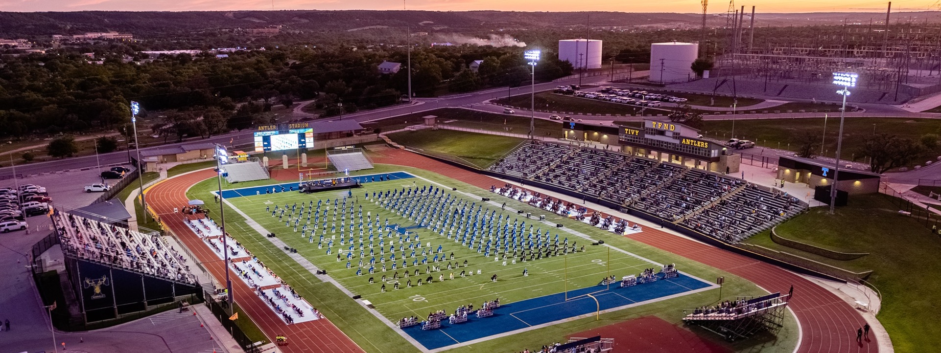 https://www.facebook.com/kerrvillephoto/photos/a.342601305783450/3145892585454294/?type=3